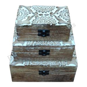 Boîte en bois de manguier au design élégant Offre Spéciale lot de 3 boîtes de rangement sculptées à la main pour le stockage et les bijoux souvenir urne en bois prix bon marché - Product Image 1