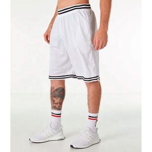 Pantalones cortos de baloncesto para hombre con logotipo personalizado Old School Vintage Streetwear estilo transpirable de talla grande para niños - Product Image 3