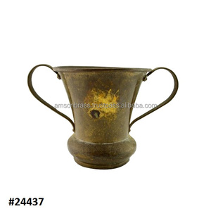Urne de jardin sur piédestal Jardinière d'urne décorative d'extérieur Pot de jardin formel en métal Jardinière d'urne faite à la main - Product Image 5
