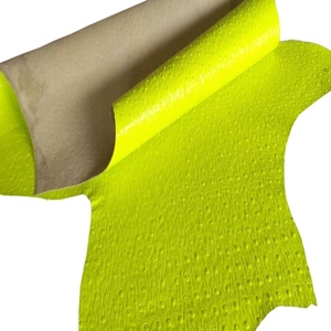 Matériau de finition en cuir de chèvre vert lime véritable pour la fabrication de chaussures et de sacs à main - Product Image 1