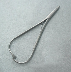 เครื่องมือผ่าตัดทางทันตกรรมสำหรับจัดฟัน Mathieu Plier ขนาด 5.50 นิ้ว คลาส 1 ซึ่งเป็นเครื่องมือผ่าตัดที่สำคัญ - Product Image 1
