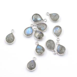 Labradorite en forme de poire 925 Starling Silver Bezel Silver Plated Pendant Handmade Jewelry Making - Product Image 1
