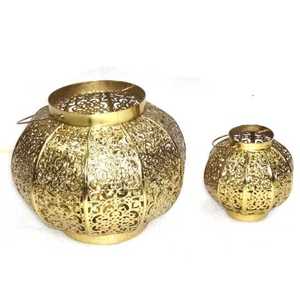 Nouvelle lanterne ronde en filigrane d'or Décorations de Noël élégantes - Product Image 6