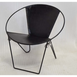 Chaise de salon d'hôtel en plein air classique de style rétro en cuir véritable ronde en métal empilable légère pour la réception à domicile et l'utilisation en café - Product Image 1