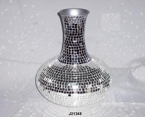 แจกันโมเสคแก้วสองสีบนแจกันเหล็ก มีสีอื่นให้เลือก สำหรับตกแต่งบ้าน ตกแต่งโต๊ะสำหรับงานแต่งงาน งานปาร์ตี้ และตกแต่งบ้าน - Product Image 6