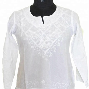 Kurtis — broderie ethnique noir et blanc, élégante, colorée - Product Image 1