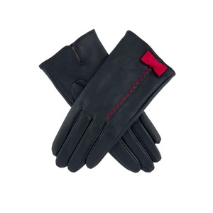Guantes de carreras elegantes para mujer de primera calidad Piel de oveja con Detalle de lazo delicado Mezcla sofisticada atemporal - Product Image 1