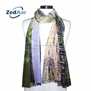 Fantásticos chales y bufandas cuadradas de estilo elegante de verano y otoño, estampado digital de seda tradicional - Product Image 1