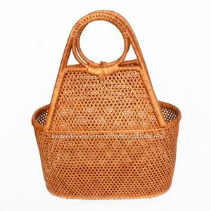 กระเป๋าจักสานทรงใหม่ - Product Image 1