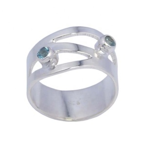 แหวนเงินสเตอร์ลิงทำด้วยมือ925เป็นอมตะด้วยพลอยบุษราคัมสีฟ้าของขวัญแต่งงาน unisex สุดพิเศษเครื่องประดับ Vermeil - Product Image 2