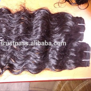 Temple Wavy Indian Hair Extension Cuticule brute alignée non traitée et sans perte/emmêlement 100 grammes Cheveux humains bruts - Product Image 2
