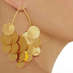 ต่างหูหมุดตอกชุบทองทองเหลืองสไตล์คลาสสิกเครื่องประดับวงกลมขนาดใหญ่สำหรับผู้หญิงสำหรับงานแต่งงานของขวัญที่สมบูรณ์แบบ - Product Image 2