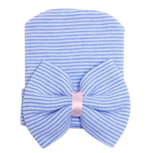 Diseño profesional de algodón orgánico bebé recién nacido sombrero con arco - Product Image 1