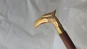 Canes artisanales en laiton antique poignée à face d'aigle nautique marche à collectionner pour la randonnée avec caoutchouc confortable Calvin - Product Image 3