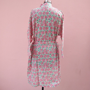 บล็อกมือที่สวยงามพิมพ์ผ้าฝ้ายยาวกิโมโนพร้อมเข็มขัดผูกปิดสําหรับชุดนอนกลางคืนเสื้อคลุมสําหรับเสื้อผ้าผู้หญิงพิมพ์ลายดอกไม้ - Product Image 3