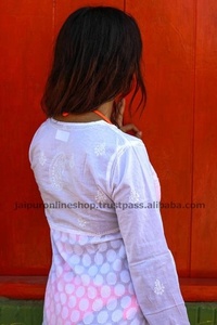 การออกแบบล่าสุดสีขาวปักยาว/Kurti - Product Image 4