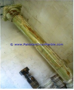 Columnas de mármol de alta calidad talladas a mano verde oscuro blanco Multi rojo ónix columnas de calidad de exportación con acabado superficial pulido - Product Image 1