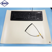 Tapis de travail antistatique BHO BM-405A en caoutchouc ESD PVC/LDPE 60x60cm, dessus beige, dessous noir gaufré, pour salle blanche/bureau