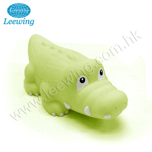 Vente en gros de jouets pour enfants en plastique mignon en forme de cochon avec lumière LED - Product Image 6