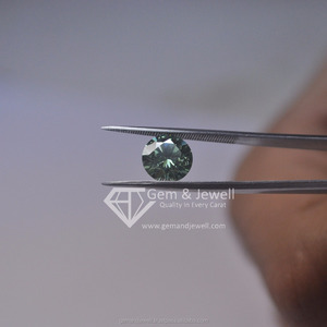 Pierre naturelle ronde brillante, momanite ample, découpée directement du fabrication, couleur verte - Product Image 2