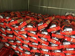 Meilleur prix Charbon de bois en bois dur certifié GS pour barbecue de restaurant pour plus de 5 personnes, durée de combustion de 3 à 4 heures, fabriqué à 100% en bois de mangrove - Product Image 5