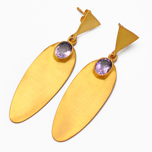 Pendientes de Amatista, Pendientes de Plata con Piedras Preciosas, Joyería Chapada en Oro, Fabricante Mayorista, Pendientes Colgantes de Moda con Forma Ovalada para Unisex - Product Image 1
