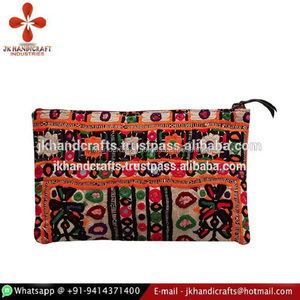 กระเป๋าคลัทช์ Banjara วินเทจสำหรับปาร์ตี้ที่สวยงาม - Product Image 3