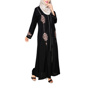 Abaya de desgaste musulmán negro totalmente bordado en tela Georgette ligero, se siente suavemente como crepé - Product Image 2