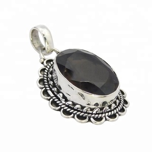 Dernier modèle de pendentif unisexe en argent sterling S925 Quartz fumé rare avec pendentifs et breloques en plaqué or - Product Image 1