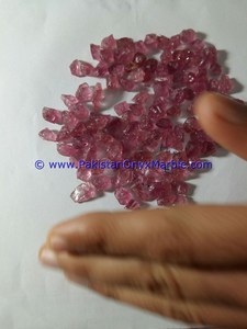 Spinelles en vrac rugueux à vendre - Product Image 5