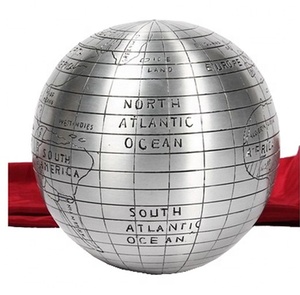 Urne funéraire en forme de globe terrestre, en forme de boule, en argent, urne funéraire en métal rond, urne religieuse pour les cendres de crémation - Product Image 1
