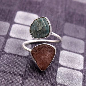 Amazonita y turmalina rosa, anillo de piedras preciosas dobles en bruto, anillo ajustable Chapado en plata, anillo de piedras preciosas en bruto hecho a mano, regalos de joyería - Product Image 1