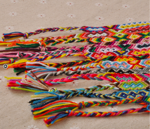 Laine Bracelet tissé À La Main Indien hippystyle Bracelets - Product Image 3