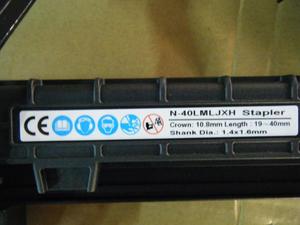 เครื่องเย็บลม APLUS N-40LMLJH สำหรับงานเบา แบบ SENCO N ผลิตตามแบบ OEM โครงสร้างอะลูมิเนียมอัลลอยด์ที่ปรับแต่งได้ - Product Image 3