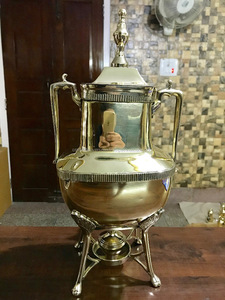 Samovar 100% en laiton - Product Image 3