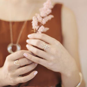 Anillo de Bodas de latón de moda chapado en oro nuevo de 925SilverCollection, compromiso etéreo, plata 925, personalizado a la moda - Product Image 1