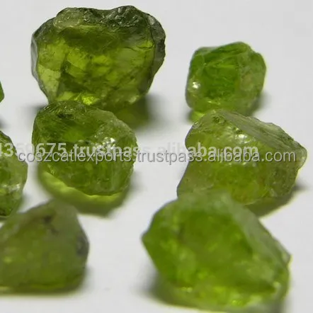 ขายส่ง Peridot หยาบกระบวนการวัสดุหยาบ Peridot สำหรับโรงงานเครื่องประดับ