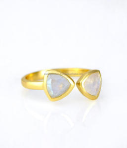 Piedra lunar arcoíris natural Anillo de doble piedra preciosa 925 Plata esterlina Oro Vermeil Hecho a mano Venta al por mayor Fiestas de bodas de plata - Product Image 1