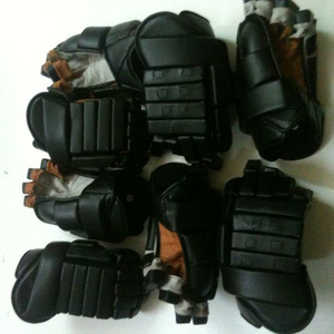 Gants de hockey sur glace CTR SPORTS Team Canada CTR-6042 - Product Image 1