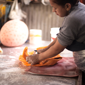 ขนสัตว์นิวซีแลนด์รู้สึกว่าผู้หญิงฝีมือช่างจากเนปาล FY-CC-019ถ้ำแมวรูปกระต่ายอบอุ่นและสบายเตียงสัตว์เลี้ยงเป็นมิตรกับสิ่งแวดล้อม - Product Image 2