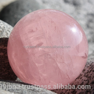 Boule de guérison en pierre de Quartz Rose, boule Feng Shui et Globe bouddhiste, décoration et cadeau de vacances, gemmes d'eau polies, en cristal naturel - Product Image 1