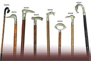 Bâton de marche en bois fait à la main avec poignées en laiton/bâtons de marche pour personnes âgées/cannes de marche en bois avec poignées en laiton - Product Image 2