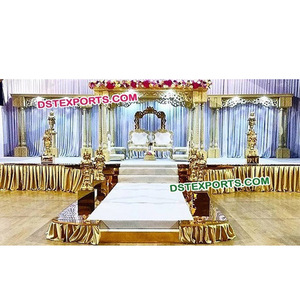 Mandaps de Madera Tallada de Primera Calidad, Pilares Dobles, Mandap con Dos Postes de Madera, Decoración para Eventos en Suiza - Product Image 1