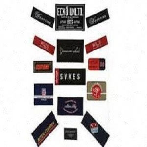 Rouleau de marque de vêtements en polyester tissé personnalisé de haute qualité avec bord découpé au laser - Product Image 2