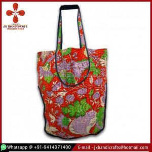 Sac fourre-tout floral Kantha - Product Image 1