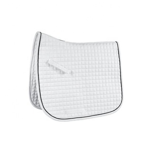 Tapis de selle anglais pour cheval matelassé de qualité supérieure Dressage Tissu doux et durable Équipement d'équitation rembourré Fabricant indien Exportateur Fournisseur - Product Image 5