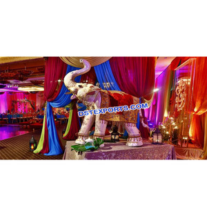 Decoración de entrada de boda india, estatua de elefante elegante, escultura de puerta de bienvenida para damas de honor y padrinos de boda - Product Image 1