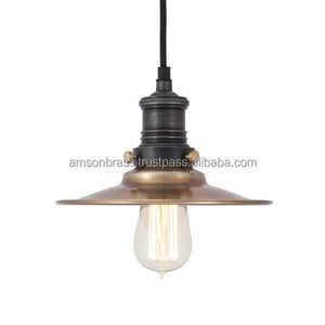LAMPE EN FORME DE PARAPLUIE LAMPE PENDENTIVE EN FER EN MÉTAL NOUVEAU DESIGN CRÉATIF CÔTÉ DE LA ROUTE SUSPENDANT PENDENTIF - Product Image 1