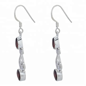 Pera de forma redonda Garnet925 Plata de ley Primavera Pendiente colgante Joyería Moda Stud Pendiente Fabricación al por mayor Casa DePlata - Product Image 3