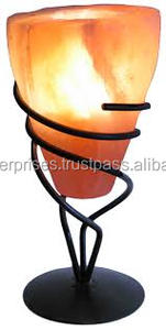 Eleve la decoración de su Mesa con el Portavelas del Himalaya-Ilumine con Sian Enterprises - Product Image 3